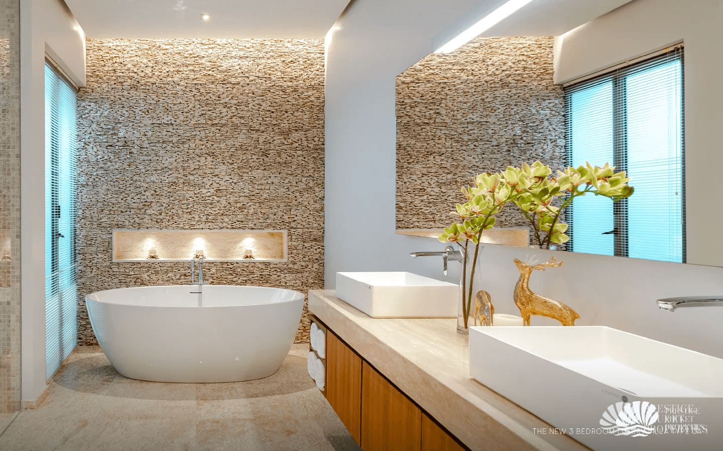 3 Bedroom Tropical Residence - Photo 2